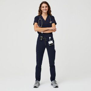 BRAND NEW Navy Figs Yola Skinny Scrub Pants (M)
